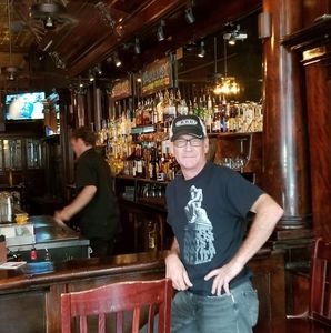 Meet your Posher, Ernesto